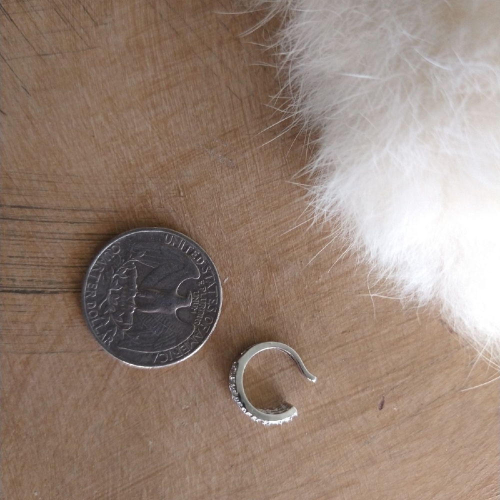 White Rhodium cuff earrings set - Picture 4 of 8